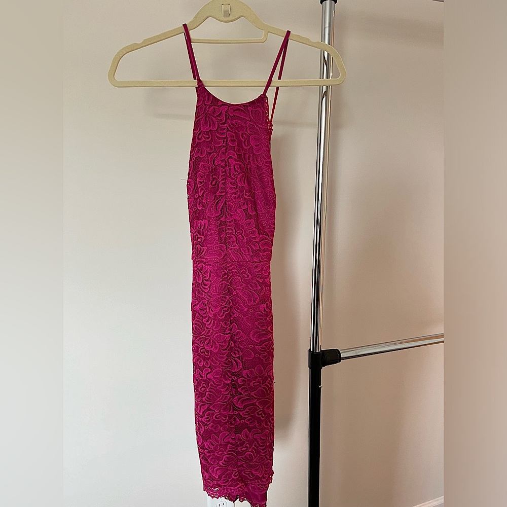 Laundry by Shelli Segal Size 2 Magenta Pink Cocktail Dress